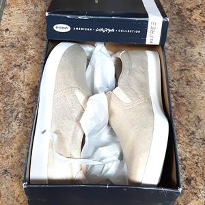 Dr Scholls slip on sneaker,size 10. Metallic tan. NEW w/o tags. Never worn